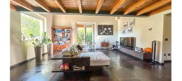 3 bedrooms Villa in Gavardo, Italy No. 279246 11