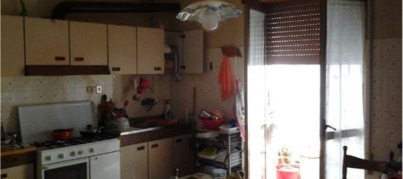 5-salle Appartement à Fondi, Italy No. 198571 3