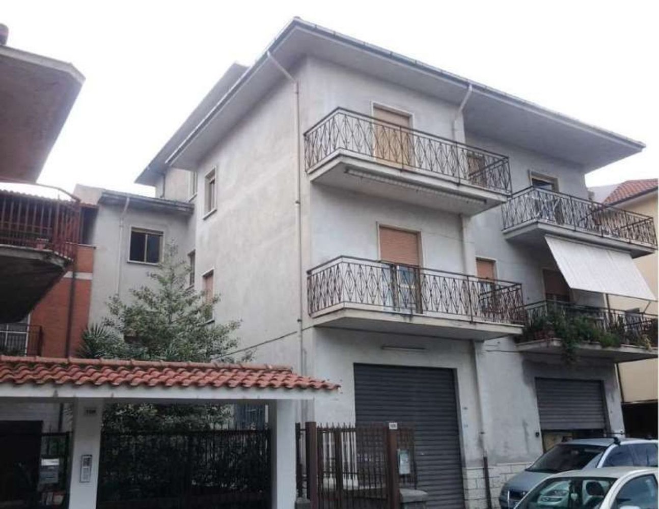 5-salle Appartement à Fondi, Italy No. 198571