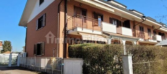 Casa de 4 dormitorios en Turin, Italy No. 154662 2