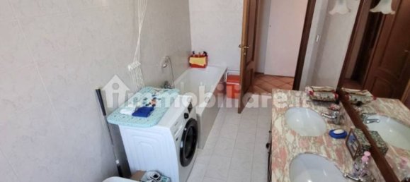 Casa de 4 dormitorios en Turin, Italy No. 154662 26