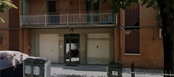 Квартира с 5 комнатами в Карпи, Италия № 94984 10