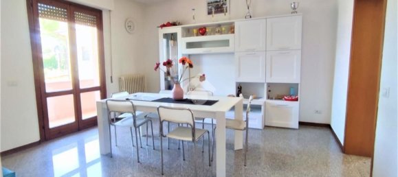 4 rooms Apartment in Perugia, Italy No. 294516 5