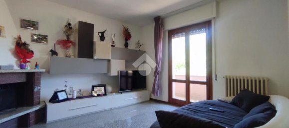 4 rooms Apartment in Perugia, Italy No. 294516 8