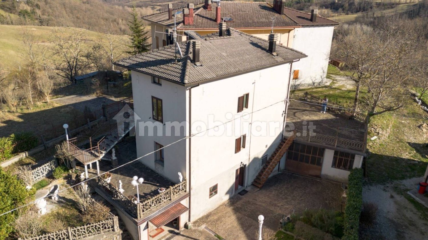3 Schlafzimmer Villa in Lizzano in Belvedere, Italy, Nr. 258503