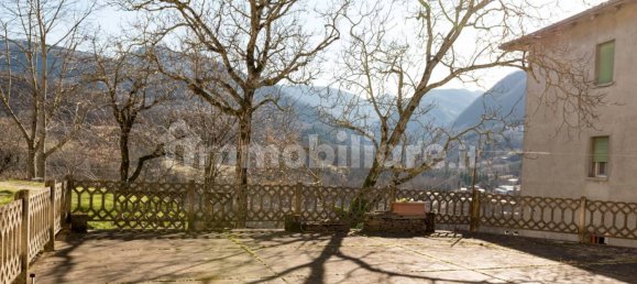 3 Schlafzimmer Villa in Lizzano in Belvedere, Italy, Nr. 258503 11
