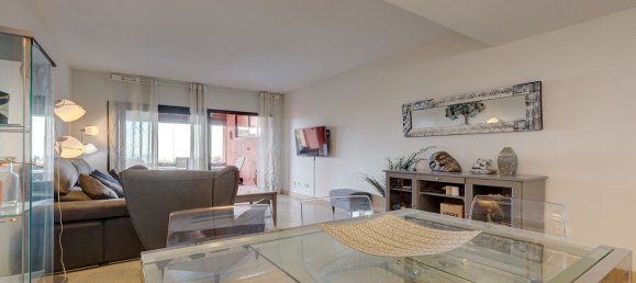 Apartamento de 3 dormitorios en San Luis de Sabinillas, Spain No. 31365 6