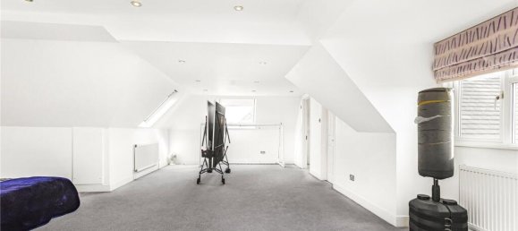 5 bedrooms House in Hadley Wood, United Kingdom No. 6592 41