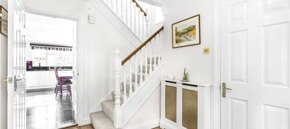 5 bedrooms House in Hadley Wood, United Kingdom No. 6592 6