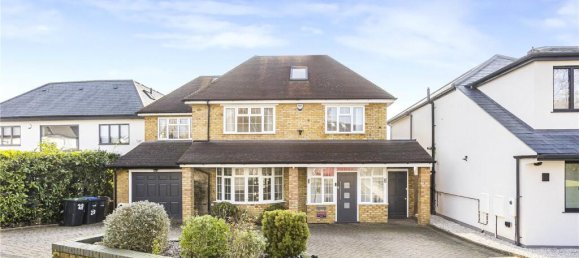 5 bedrooms House in Hadley Wood, United Kingdom No. 6592 4