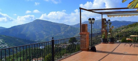 7 bedrooms House in Frigiliana, Spain No. 106601 3