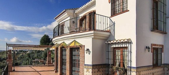7 bedrooms House in Frigiliana, Spain No. 106601 2