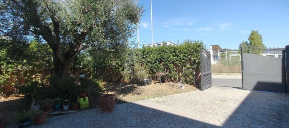 2 bedrooms Apartment in Ardea, Italy No. 316648 7