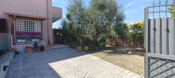 2 bedrooms Apartment in Ardea, Italy No. 316648 3
