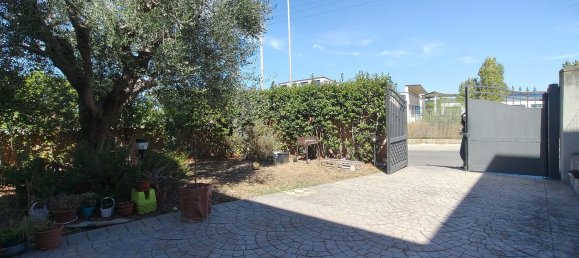 2 bedrooms Apartment in Ardea, Italy No. 316648 5