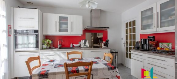 5 Schlafzimmer Haus in Blois, France, Nr. 241573 8