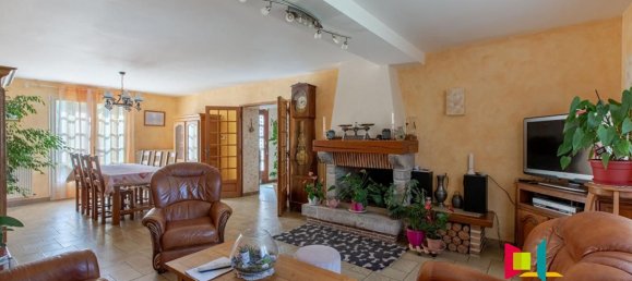 5 Schlafzimmer Haus in Blois, France, Nr. 241573 12