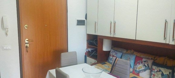 1 bedroom Apartment in Florence, Italy No. 277219 3