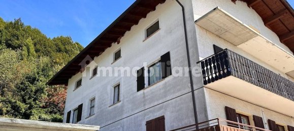1 bedroom Apartment in Luserna, Italy No. 335362 3