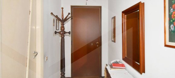 3 rooms Apartment in Parabiago, Italy No. 21000 4