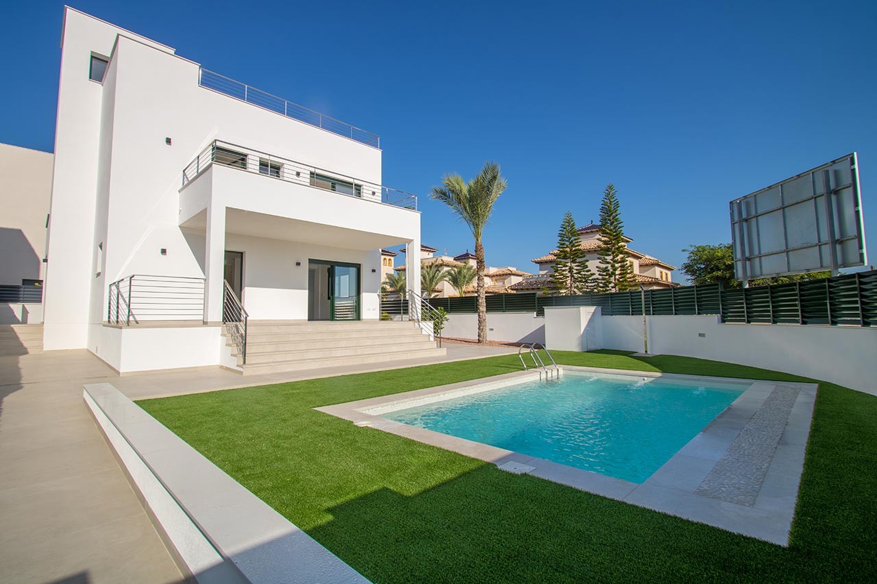 3 bedrooms Villa in La Marina, Spain No. 133260