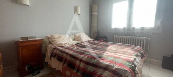 4 Schlafzimmer Haus in Vineuil, France, Nr. 77673 7