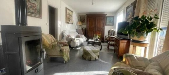 4 Schlafzimmer Haus in Vineuil, France, Nr. 77673 3