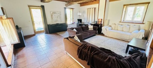 2 bedrooms House in La Clayette, France No. 353555 7