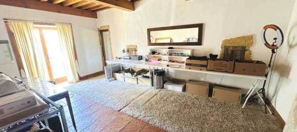 2 bedrooms House in La Clayette, France No. 353555 9