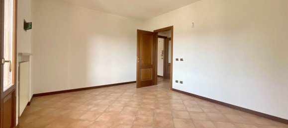 3غرفة شقة في Curtatone, Italy رقم 309733 12