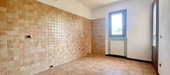 3غرفة شقة في Curtatone, Italy رقم 309733 6