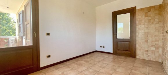 3غرفة شقة في Curtatone, Italy رقم 309733 7