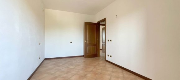 3غرفة شقة في Curtatone, Italy رقم 309733 16