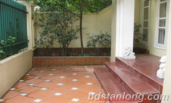 4 bedrooms Villa in Tay Ho, Vietnam No. 6338
