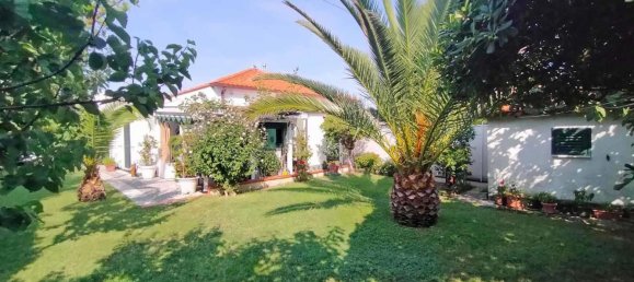 4 rooms Villa in Senigallia, Italy No. 304478 2