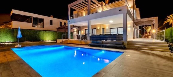 Casa de 5 dormitorios en Cabo Roig, Spain No. 189280 12