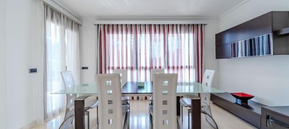 Casa de 5 dormitorios en Cabo Roig, Spain No. 189280 43