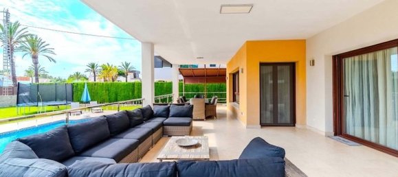 Casa de 5 dormitorios en Cabo Roig, Spain No. 189280 23