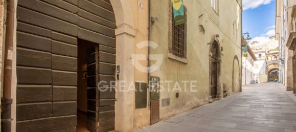 3 bedrooms Apartment in Spoleto, Italy No. 268239 3