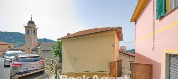 3 rooms House in Serra Riccò, Italy No. 15332 14