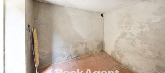3 rooms House in Serra Riccò, Italy No. 15332 30