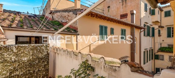 12-Zimmer Doppelhaus in Pisa, Italy, Nr. 139039 31