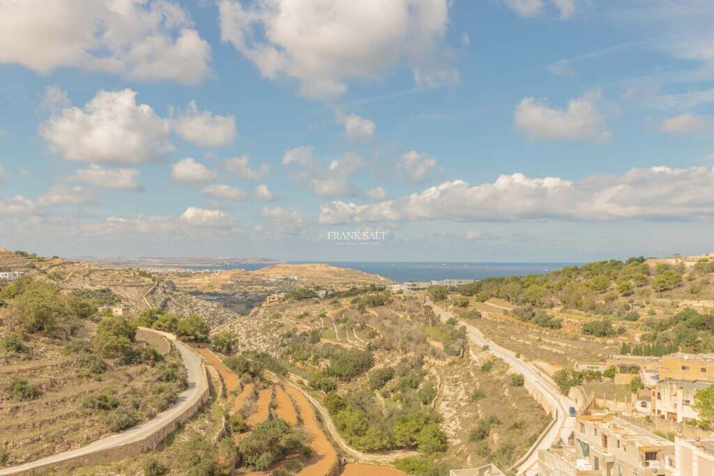 Penthouse T2 em Swieqi, Malta N.º 8980