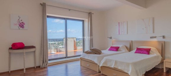 Penthouse T2 em Swieqi, Malta N.º 8980 34