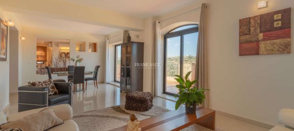 Penthouse T2 em Swieqi, Malta N.º 8980 25