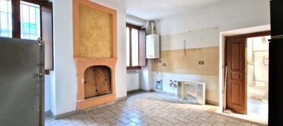2-Zimmer Wohnung in Varallo Pombia, Italy, Nr. 106359 2