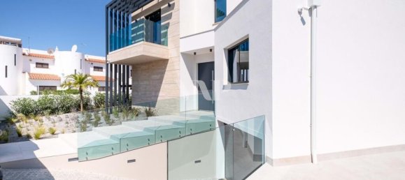 Villa de 4 dormitorios en Quarteira, Portugal No. 104241 39