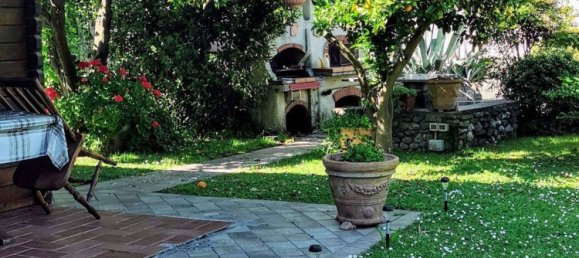 14 rooms House in Montignoso, Italy No. 286197 38