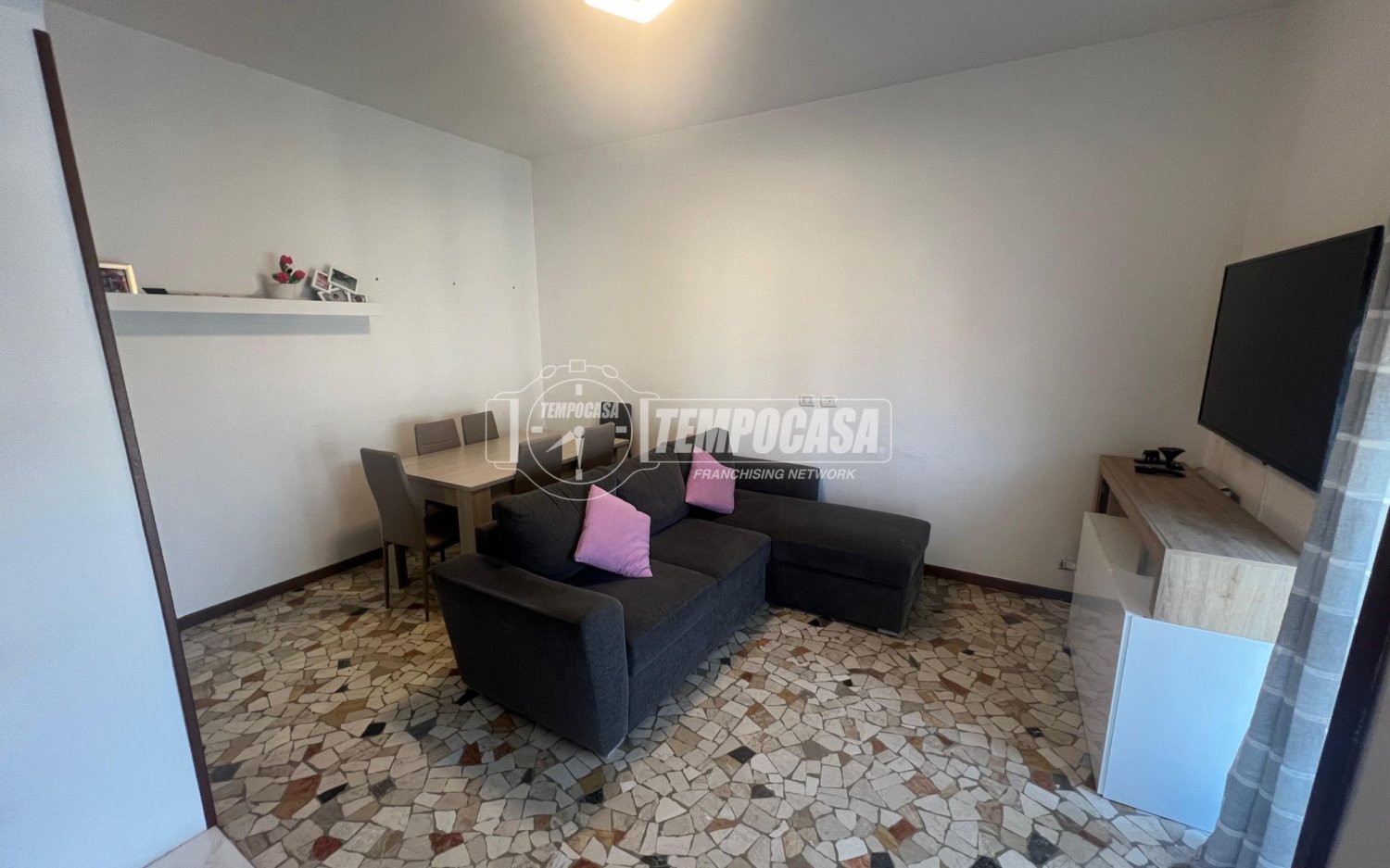 Квартира с 1 спальней в Комо, Италия № 312572