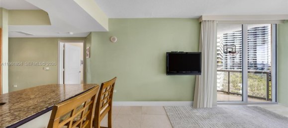 1 Schlafzimmer Gewerbliche Immobilien in Miami, USA, Nr. 615680 6